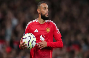 Noussair Mazraoui : le nouveau pilier défensif de Manchester United qui s'impose en Premier League Noussair Mazraoui : le nouveau pilier défensif de Manchester United qui s'impose en Premier League