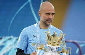 Pep Guardiola prolonge avec Manchester City jusqu'en 2027 et vise de nouveaux sommets Pep Guardiola prolonge avec Manchester City jusqu'en 2027 et vise de nouveaux sommets