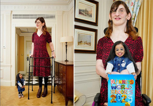 La plus petite et la plus grande femme du monde réunies La plus petite et la plus grande femme du monde réunies