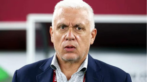 AS FAR : Hubert Velud prêt à relever le défi face au Raja en Ligue des champions AS FAR : Hubert Velud prêt à relever le défi face au Raja en Ligue des champions