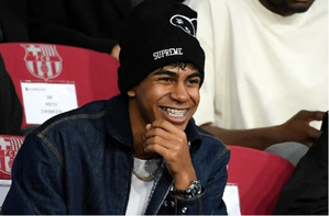 Lamine Yamal et le Barça brillent aux Golden Boy Awards Lamine Yamal et le Barça brillent aux Golden Boy Awards