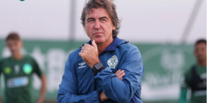 Le Raja s’impose 3-1 face au Hassania et grimpe provisoirement à la 6ᵉ place de la Botola Pro Le Raja s’impose 3-1 face au Hassania et grimpe provisoirement à la 6ᵉ place de la Botola Pro