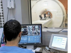 Pour un système de santé plus efficace : réduire les examens biologiques et radiologiques inutiles