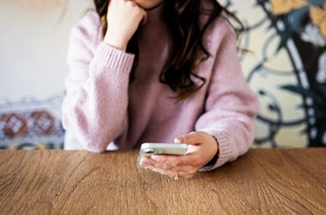 Le "brain rot" : mot de l’année 2024 et miroir d’une société hyperconnectée Le "brain rot" : mot de l’année 2024 et miroir d’une société hyperconnectée