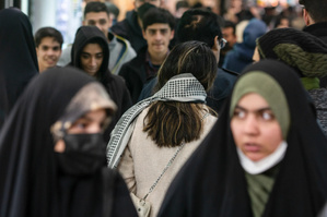 Hijab et sanctions extrêmes : l'Iran sous le feu des critiques Hijab et sanctions extrêmes : l'Iran sous le feu des critiques
