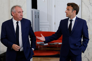 Emmanuel Macron a nommé vendredi François Bayrou comme Premier ministre Emmanuel Macron a nommé vendredi François Bayrou comme Premier ministre