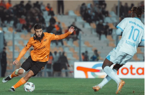 La RSB s'impose et renforce son leadership en Coupe de la CAF La RSB s'impose et renforce son leadership en Coupe de la CAF