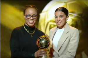 Doha El Madani : étoile montante du football africain sacrée aux CAF Awards 2024 Doha El Madani : étoile montante du football africain sacrée aux CAF Awards 2024