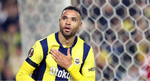 Al-Nassr dément les rumeurs sur le transfert d'En-Nesyri vers la Saudi Pro League Al-Nassr dément les rumeurs sur le transfert d'En-Nesyri vers la Saudi Pro League