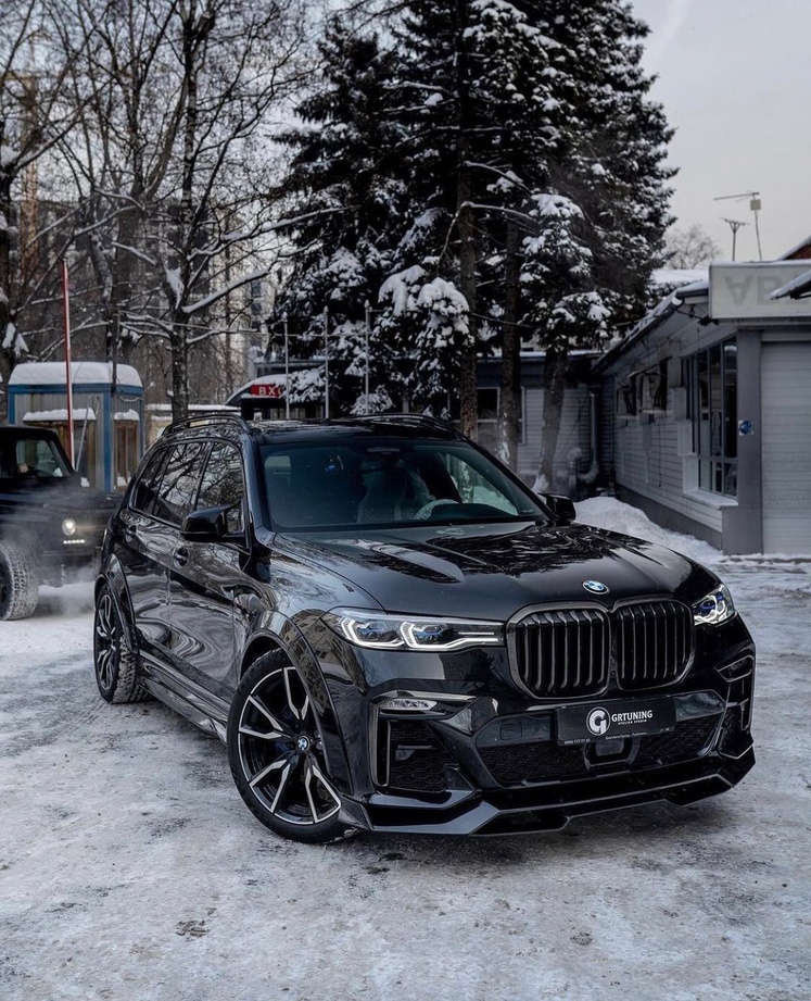 Sanctions ignorées ? BMW et ses voitures de luxe pour la Russie ! Sanctions ignorées ? BMW et ses voitures de luxe pour la Russie !