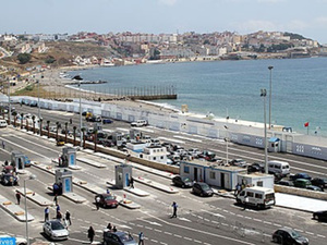 Commerce transfrontalier : le Maroc prêt à rouvrir les échanges Commerce transfrontalier : le Maroc prêt à rouvrir les échanges