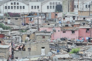 La fin des bidonvilles : un défi colossal pour Casablanca et Rabat La fin des bidonvilles : un défi colossal pour Casablanca et Rabat