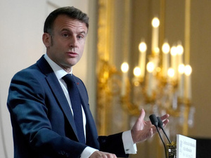 Les mots qui fâchent entre Paris et l'Afrique Les mots qui fâchent entre Paris et l'Afrique