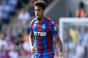 Chadi Riad fait son retour sur le terrain avec la réserve de Crystal Palace après sa blessure Chadi Riad fait son retour sur le terrain avec la réserve de Crystal Palace après sa blessure