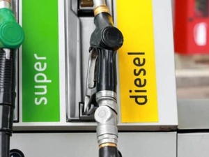 Essence et Gasoil : Pourquoi les prix ne suivent pas la logique internationale ? Essence et Gasoil : Pourquoi les prix ne suivent pas la logique internationale ?