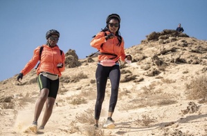 Raid Sahraouiya 2025 : 100 femmes, 10 pays, une aventure Raid Sahraouiya 2025 : 100 femmes, 10 pays, une aventure