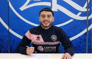 Ilias Chair prolonge son aventure avec QPR : un engagement renforcé pour le joueur marocain Ilias Chair prolonge son aventure avec QPR : un engagement renforcé pour le joueur marocain