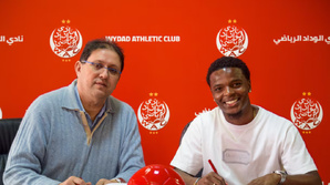 Mickaël Malsa s'engage avec le Wydad de Casablanca jusqu'en 2026 Mickaël Malsa s'engage avec le Wydad de Casablanca jusqu'en 2026