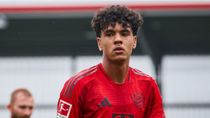 Adam Aznou en route pour Valladolid : un prêt stratégique pour relancer sa saison Adam Aznou en route pour Valladolid : un prêt stratégique pour relancer sa saison