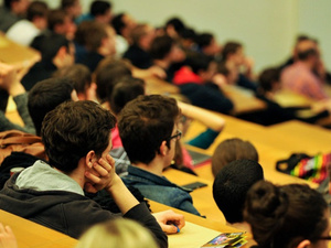 Enseignement supérieur : 93 % des demandes de bourses acceptées Enseignement supérieur : 93 % des demandes de bourses acceptées