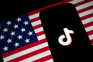 TikTok fait son retour sur les App Stores aux États-Unis, mais pour combien de temps ? TikTok fait son retour sur les App Stores aux États-Unis, mais pour combien de temps ?