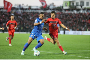 Botola Pro D1 : Berkane s'envole en tête, le Wydad double l’AS FAR et le Raja enchaîne Botola Pro D1 : Berkane s'envole en tête, le Wydad double l’AS FAR et le Raja enchaîne