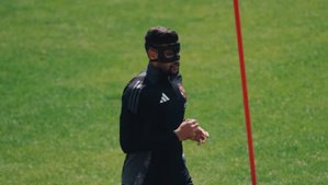 Yahia Attiat-Allah sur le point de faire son retour à la compétition après une grave blessure Yahia Attiat-Allah sur le point de faire son retour à la compétition après une grave blessure