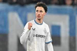 Chemsdine Talbi entre indécision et brillance : un doublé en Ligue des Champions et un choix de sélection à prendre Chemsdine Talbi entre indécision et brillance : un doublé en Ligue des Champions et un choix de sélection à prendre