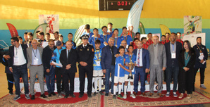 Clôture du championnat national scolaire de football à cinq :une célébration des talents jeunes Clôture du championnat national scolaire de football à cinq :une célébration des talents jeunes