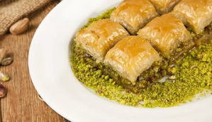Baklawa à la pistache : la douceur croustillante qui régale le Ramadan Baklawa à la pistache : la douceur croustillante qui régale le Ramadan
