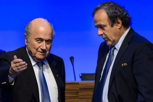 Blatter et Platini de retour devant la justice : un nouveau procès pour un scandale financier qui secoue la FIFA Blatter et Platini de retour devant la justice : un nouveau procès pour un scandale financier qui secoue la FIFA