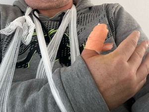 Un Marocain porte plainte contre un chat : une affaire insolite secoue un commissariat ! Un Marocain porte plainte contre un chat : une affaire insolite secoue un commissariat !