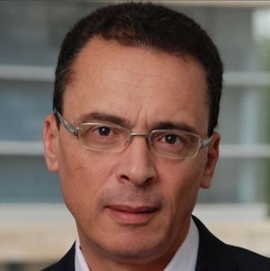 Transformer la pénurie en prospérité : Innovations et stratégies pour une gestion durable de l’eau au Maroc" Transformer la pénurie en prospérité : Innovations et stratégies pour une gestion durable de l’eau au Maroc"