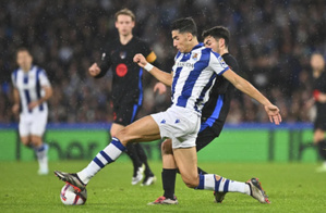 Manchester United s'intéresse à Nayef Aguerd pour renforcer sa défense cet été Manchester United s'intéresse à Nayef Aguerd pour renforcer sa défense cet été