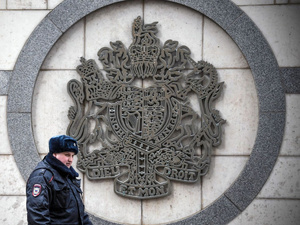 Espionnage : la Russie expulse deux diplomates britanniques Espionnage : la Russie expulse deux diplomates britanniques