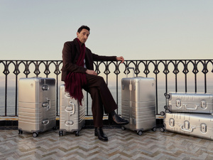 Monos dévoile sa nouvelle collection avec Adrien Brody dans les ruelles de Tanger Monos dévoile sa nouvelle collection avec Adrien Brody dans les ruelles de Tanger