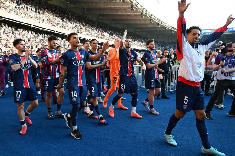 Le PSG champion de France pour la quatorzième fois Le PSG champion de France pour la quatorzième fois
