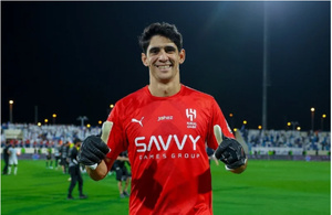 Yassine Bounou prêt à défier le Real Madrid avec Al-Hilal en Coupe du Monde des Clubs Yassine Bounou prêt à défier le Real Madrid avec Al-Hilal en Coupe du Monde des Clubs