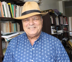 Entretien avec Abdallah Bensmaïn : “Écrire, c’est hériter… et questionner le silence" Entretien avec Abdallah Bensmaïn : “Écrire, c’est hériter… et questionner le silence"