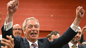 Farage frappe fort : le séisme britannique Farage frappe fort : le séisme britannique