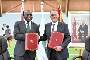 Le Maroc et le Royaume-Uni renforcent leur coopération pour la Coupe du Monde 2030 Le Maroc et le Royaume-Uni renforcent leur coopération pour la Coupe du Monde 2030