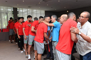 Fès rend hommage aux légendes du football marocain Fès rend hommage aux légendes du football marocain