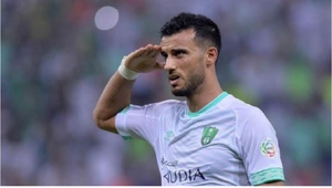 Mondial des Clubs 2025 : Omar Al-Somah tout proche de rejoindre le Wydad Casablanca
