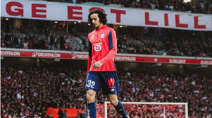 Après l’AC Milan, la Juventus s’intéresse également à Ayyoub Bouaddi, jeune milieu de terrain prometteur Après l’AC Milan, la Juventus s’intéresse également à Ayyoub Bouaddi, jeune milieu de terrain prometteur