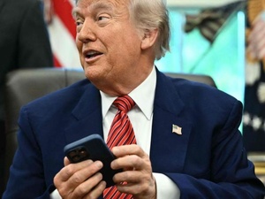 Donald Trump : ​Président à plein temps, businessman à temps complet 