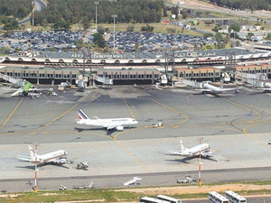 Alerte : Un avion privé effectue un atterrissage d'urgence à Casablanca Alerte : Un avion privé effectue un atterrissage d'urgence à Casablanca