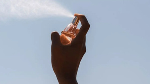 Parfum et soleil : un mélange risqué ?