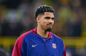 FC Barcelone : l’avenir de Ronald Araujo de plus en plus flou FC Barcelone : l’avenir de Ronald Araujo de plus en plus flou