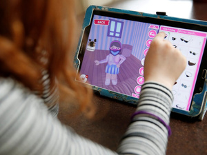 Roblox Faces Legal, Regional Hurdles As Stock Falls Roblox Faces Legal, Regional Hurdles As Stock Falls