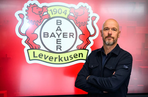 Surprise à Leverkusen : Erik ten Hag licencié après seulement trois matchs Surprise à Leverkusen : Erik ten Hag licencié après seulement trois matchs